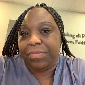 Meet your Posher, Shanetia